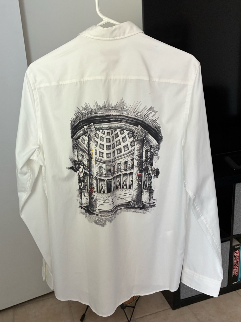 HUGO Boss Men Medium White Straight Fit Long Sleeve Shirt Pantheon Rome Graphic